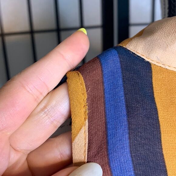 VICI SLEEVELESS STRIPED SILK WOMEN'S TOP SIZE S EARTH TONE - Picture 4 of 6